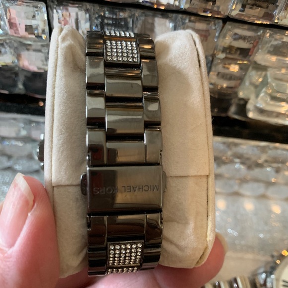 Gunmetal Michael Kors Watch - Picture 6 of 8